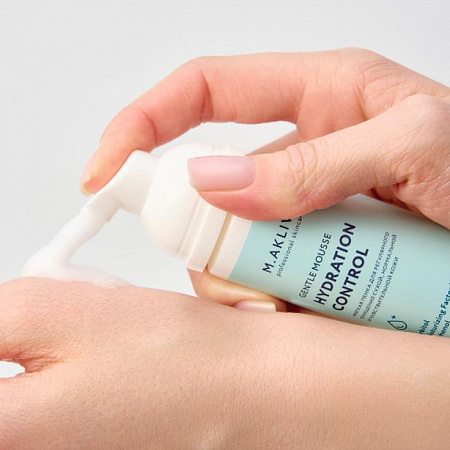 M.Aklive Пенка для умывания "Контроль увлажнения", 150 мл